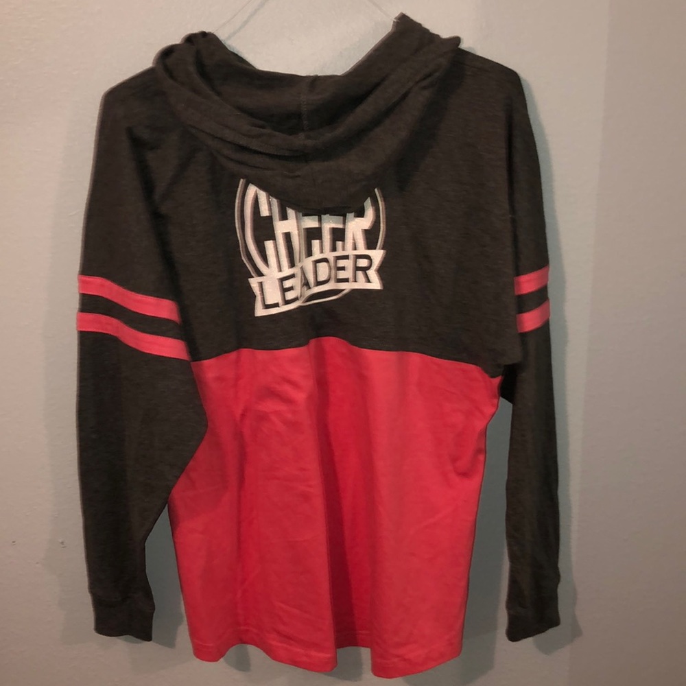 Cheerleader pullover - Picture 2 of 2